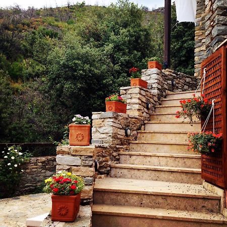 La Casa Rossa Hotell Prínos Exteriör bild